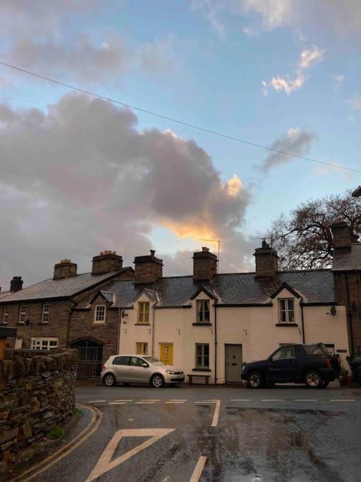 Lovely Peaceful 2 Bed Cottage Llandderfel المظهر الخارجي الصورة
