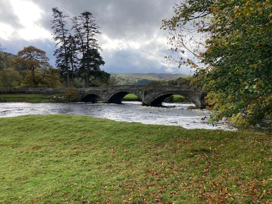Lovely Peaceful 2 Bed Cottage Llandderfel المظهر الخارجي الصورة
