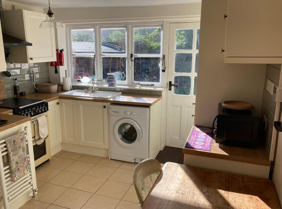 Lovely Peaceful 2 Bed Cottage Llandderfel المظهر الخارجي الصورة